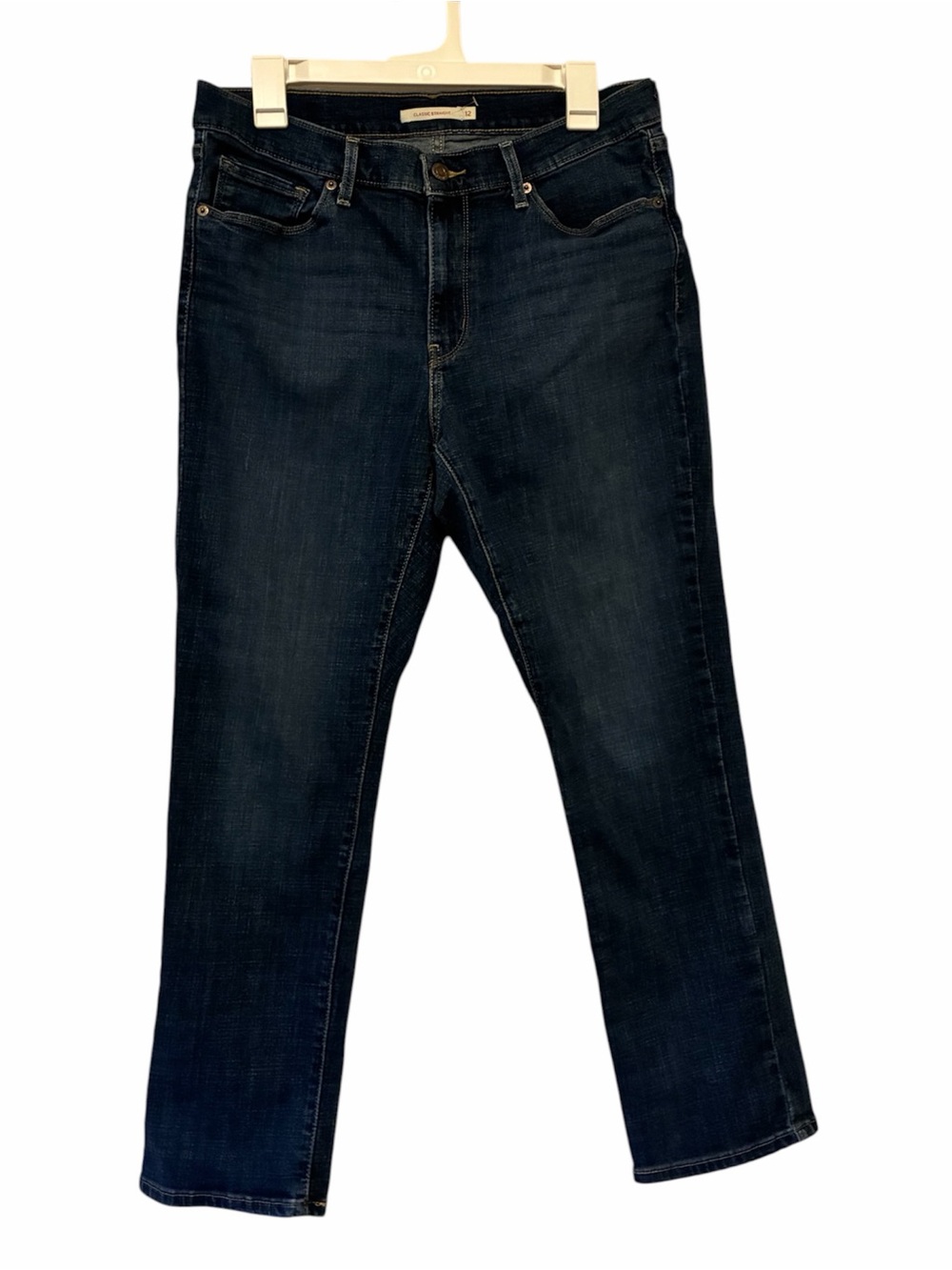 Levi’s Classic Straight Jeans Women’s 12S (W31 L28) Dark Wash